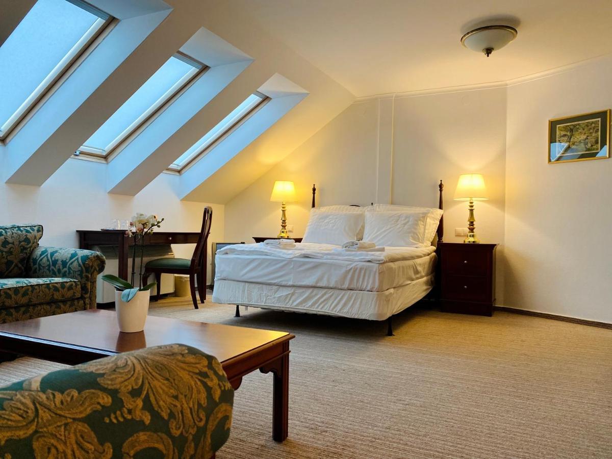 Opera16 Guestrooms בודפשט