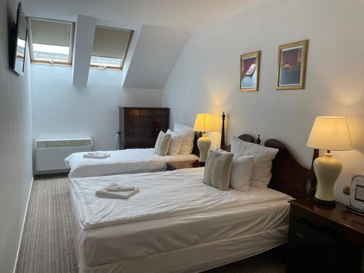 Opera16 Guestrooms Vendégház Budapest
